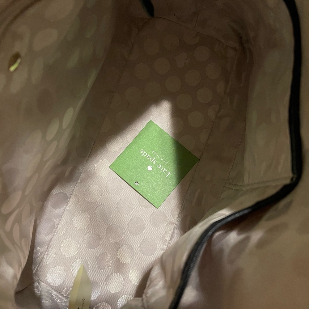 Kate Spade Purse - Picture 2 of 2